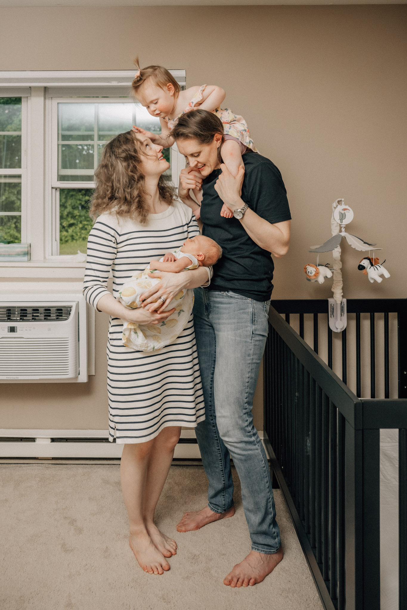 Sweet family of 4, including two babies under two, Saratoga Newborn Photographer